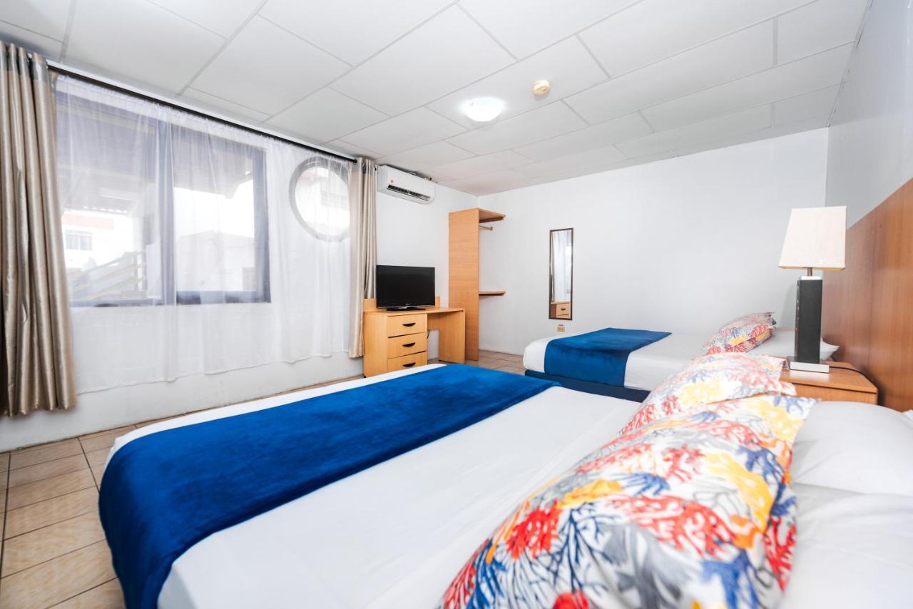 Hostal North Seymour Puerto Ayora  Exteriér fotografie