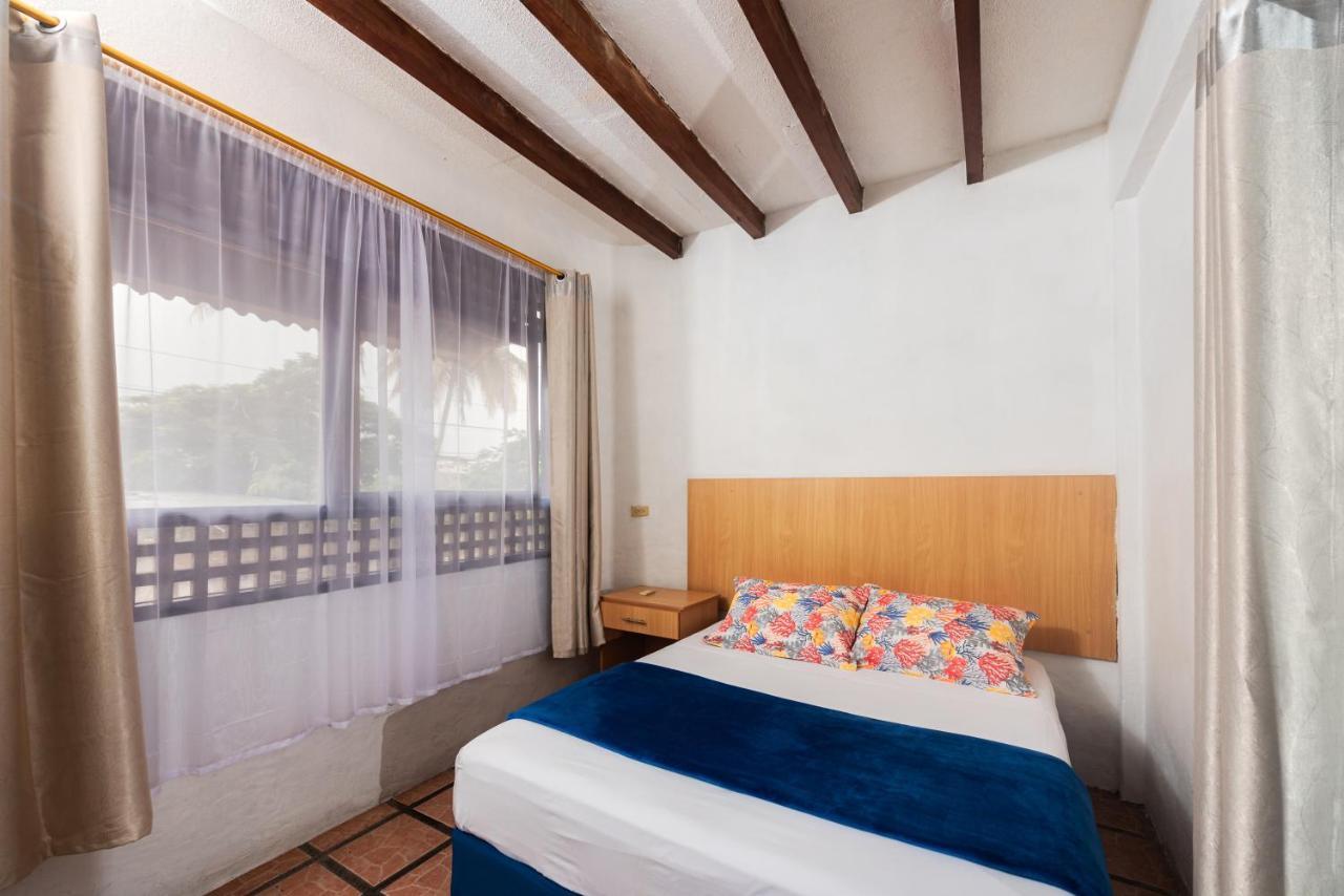 Hostal North Seymour Puerto Ayora  Exteriér fotografie