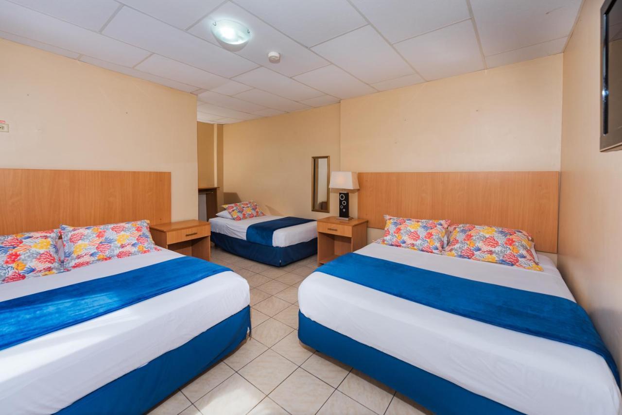 Hostal North Seymour Puerto Ayora  Exteriér fotografie