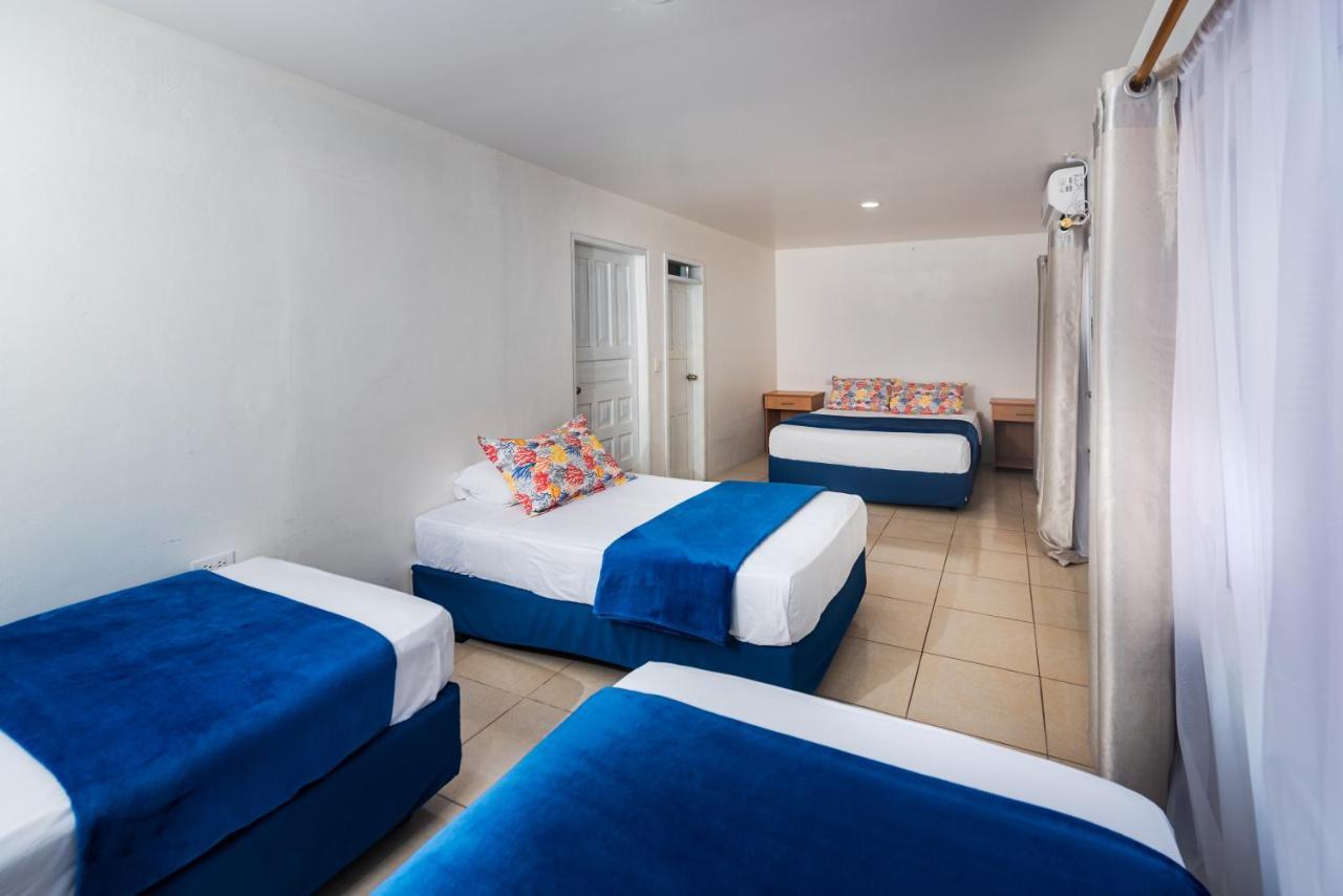 Hostal North Seymour Puerto Ayora  Exteriér fotografie
