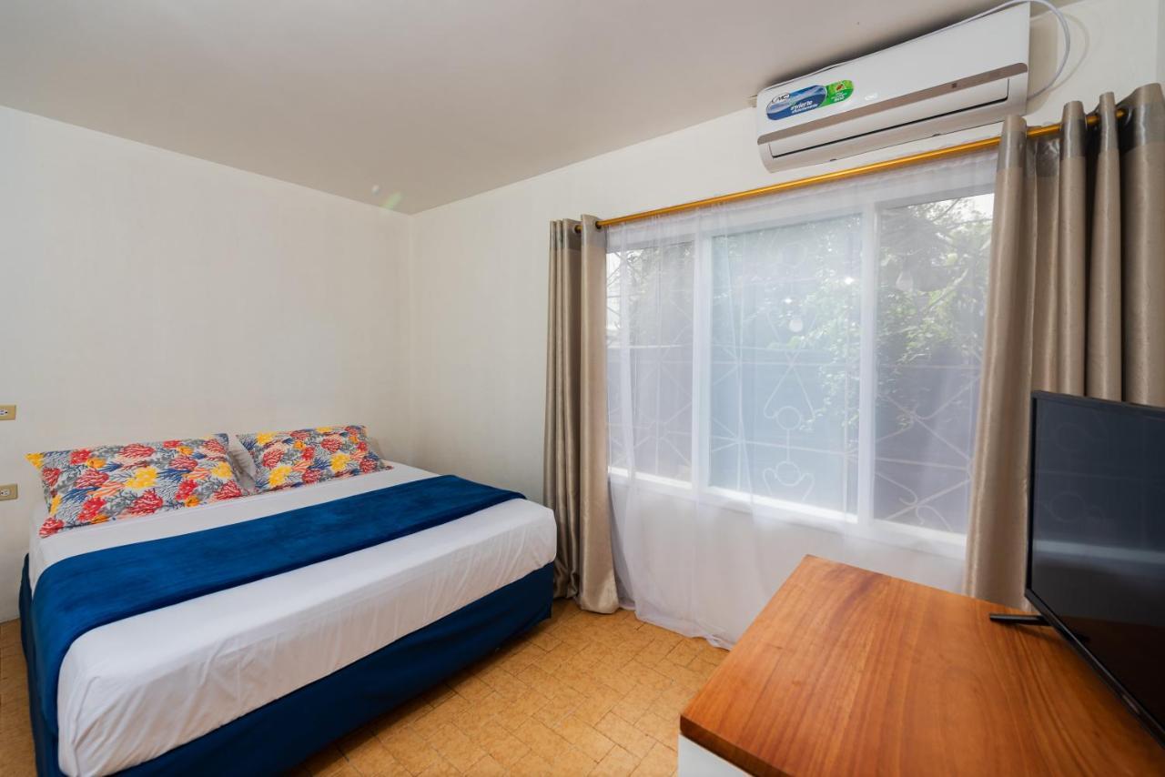 Hostal North Seymour Puerto Ayora  Exteriér fotografie